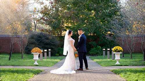 Braddocks Tavern in Medford NJ a historic venue with charm with the bride and groom.